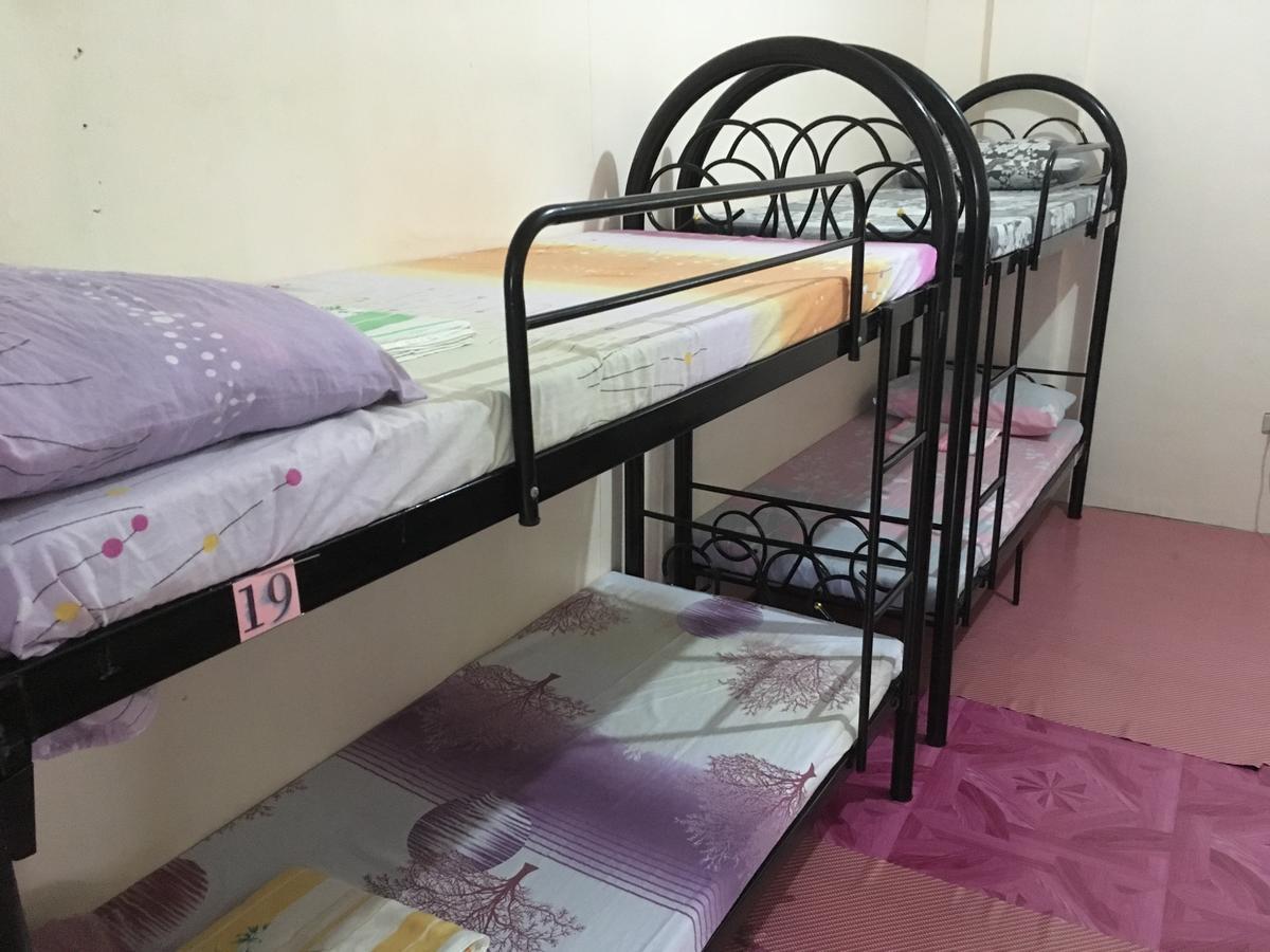 كورون Fat Monkey Hostel المظهر الخارجي الصورة