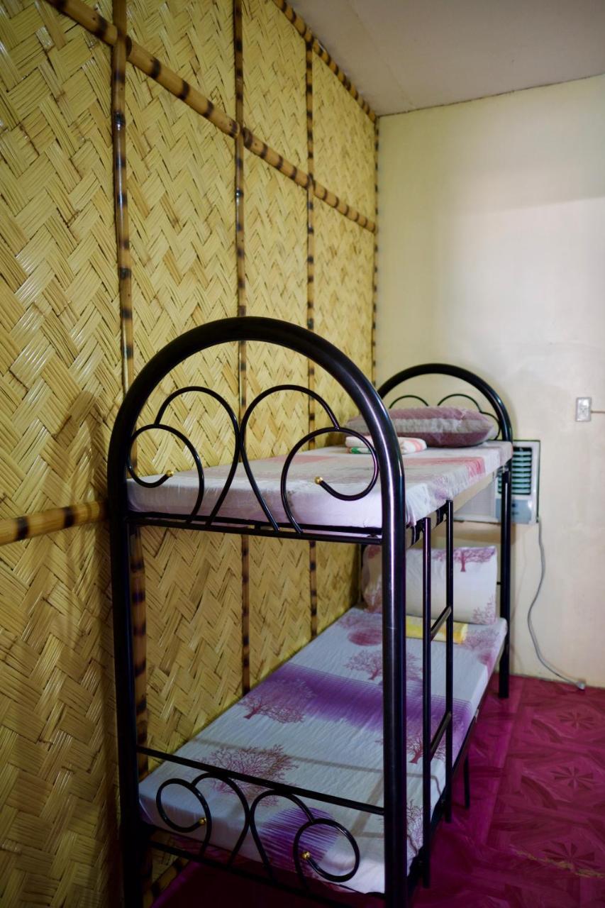 كورون Fat Monkey Hostel المظهر الخارجي الصورة